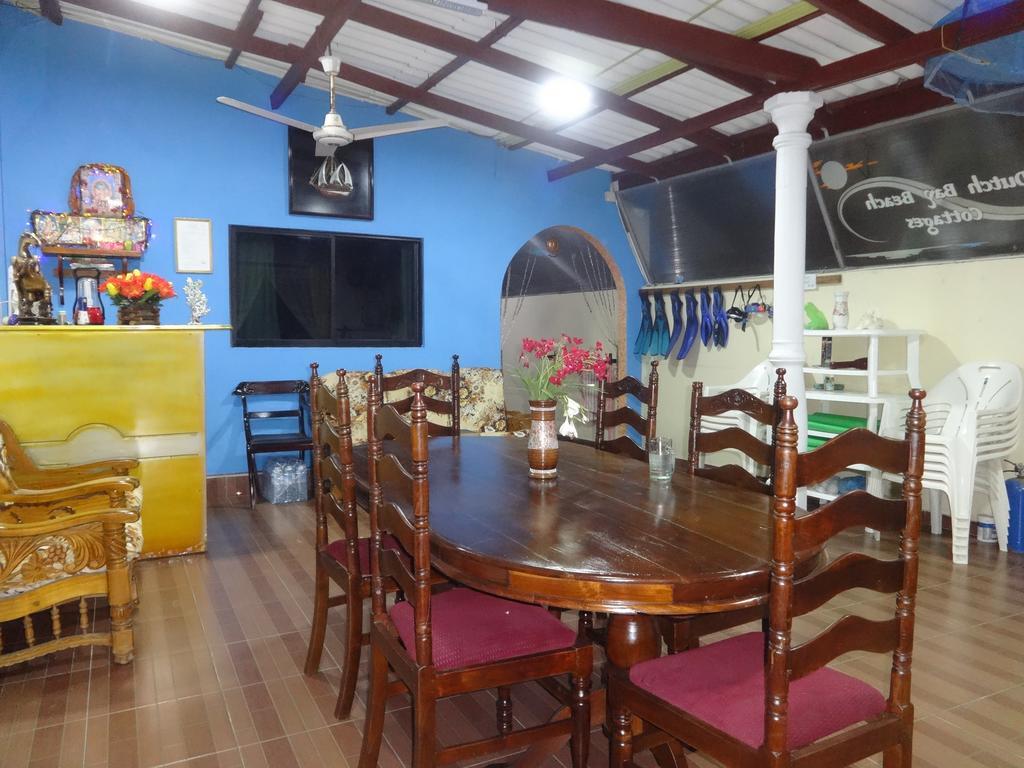 Dutch Bay Beach Cottages ตรินโคมาลี ภายนอก รูปภาพ